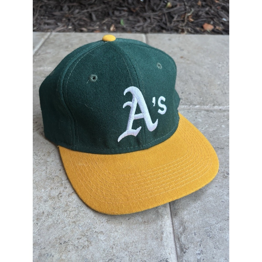 VTG 90s SPORTS SPECIALTIES Oakland Athletics⭐️Fitted Hat 7 1/4 Green 100% Wool⭐️
